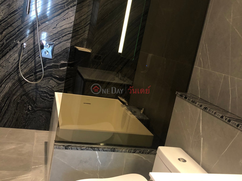 ฿ 50,000/ month | Condo for Rent: The Reserve Sukhumvit 61, 50 m², 2 bedroom(s)