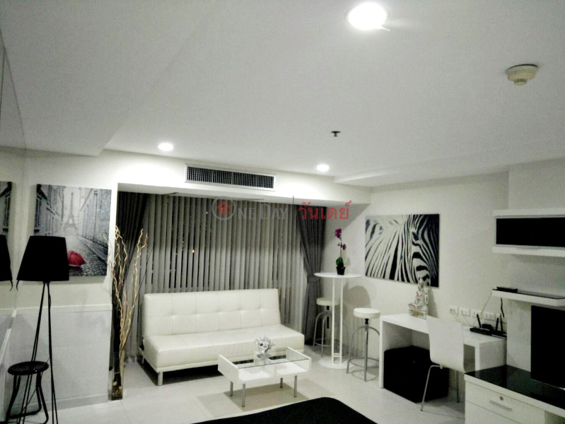 Condo for Rent: The Trendy Condominium, 32 m², 1 bedroom(s) Rental Listings