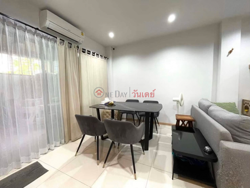Corner Townhome with 5 kW Solar Cell, Thailand Sales | ฿ 5.99Million