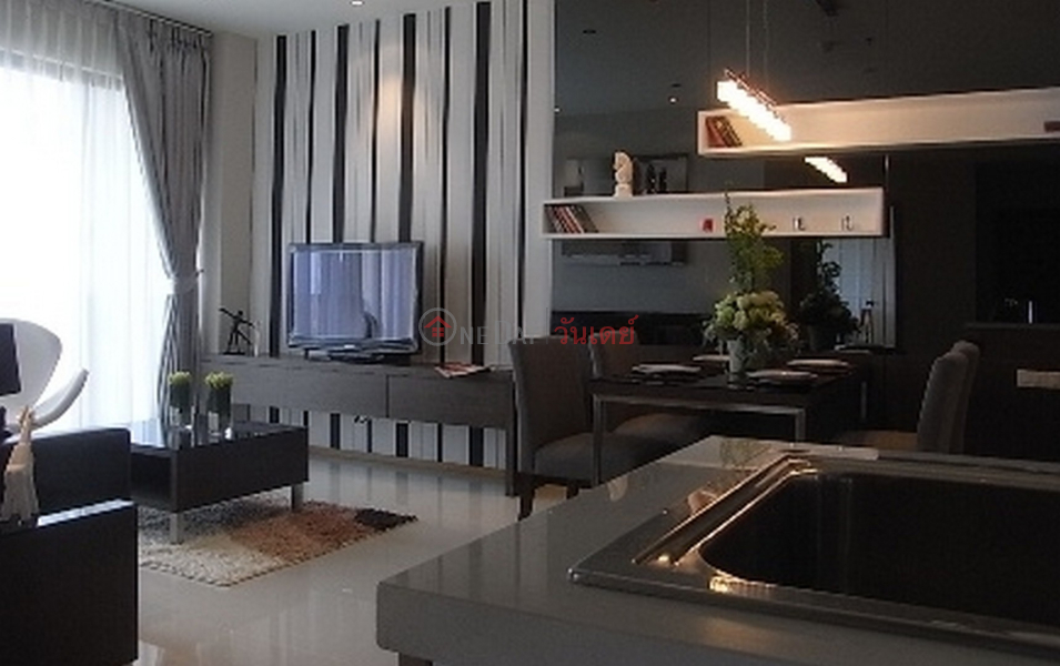 Condo for Rent: The Emporio Place, 66 m², 1 bedroom(s) Rental Listings