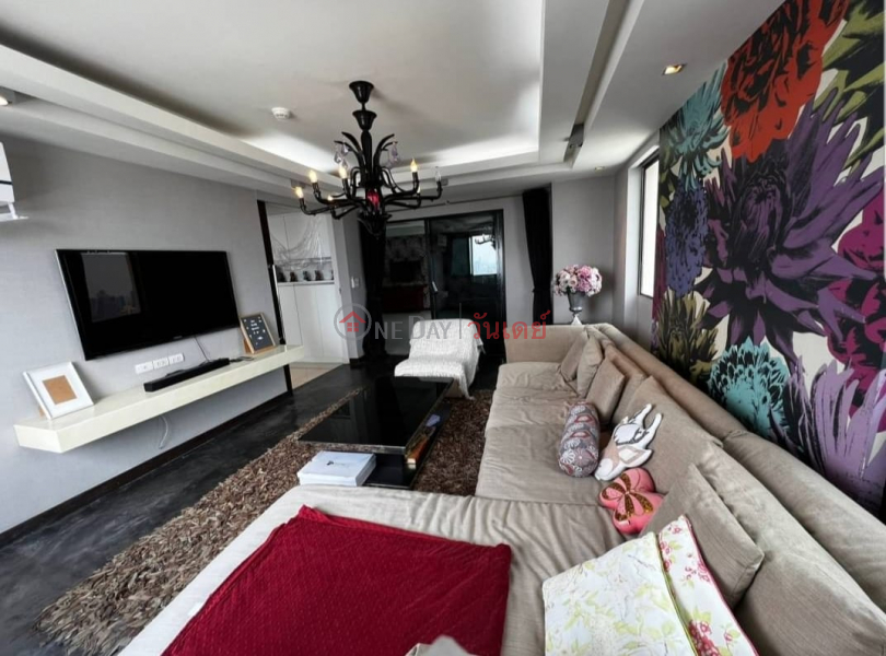 ฿ 100,000/ month Pet-friendly 5 Bedroom Duplex Unit at President Park