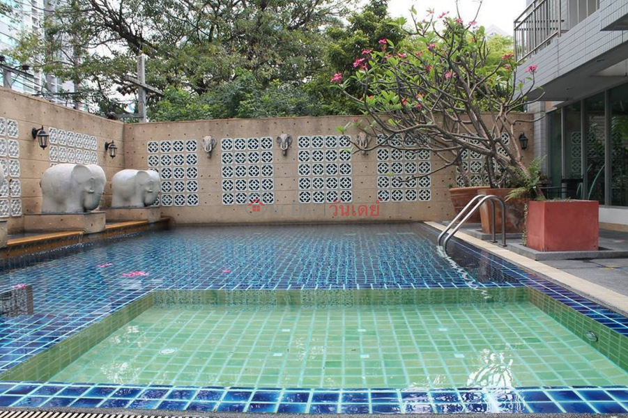 ฿ 75,000/ เดือน, อพาร์ทเมนท์ สำหรับ เช่า: Baan Thirapa, 190 ตร.ม., 3 ห้องนอน