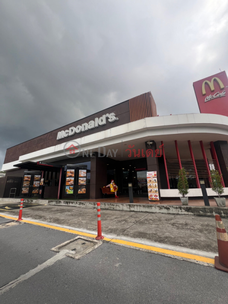 McDonald\'s Drive Thru Lotus, Ekkamai-Ramintra Expressway (แมคโดนัลด์ ไดร์ฟทรู โลตัส ทางด่วนเอกมัย-รามอินทรา),Lat Phrao | OneDay วันเดย์(1)