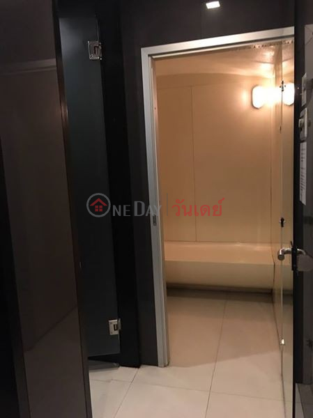 Condo for Rent: Hive Sathorn, 45 m², 1 bedroom(s) Rental Listings