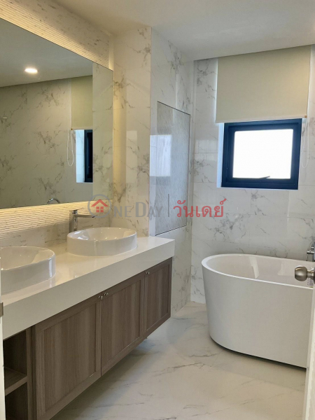 Property Search Thailand | OneDay | Residential, Rental Listings Gorgeous 4-storey Townhouse at Ekamai Soi 12, available for rent
