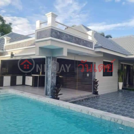 Pool Villa 3 Beds 3 Baths Sukhumvit Road Pattaya _0