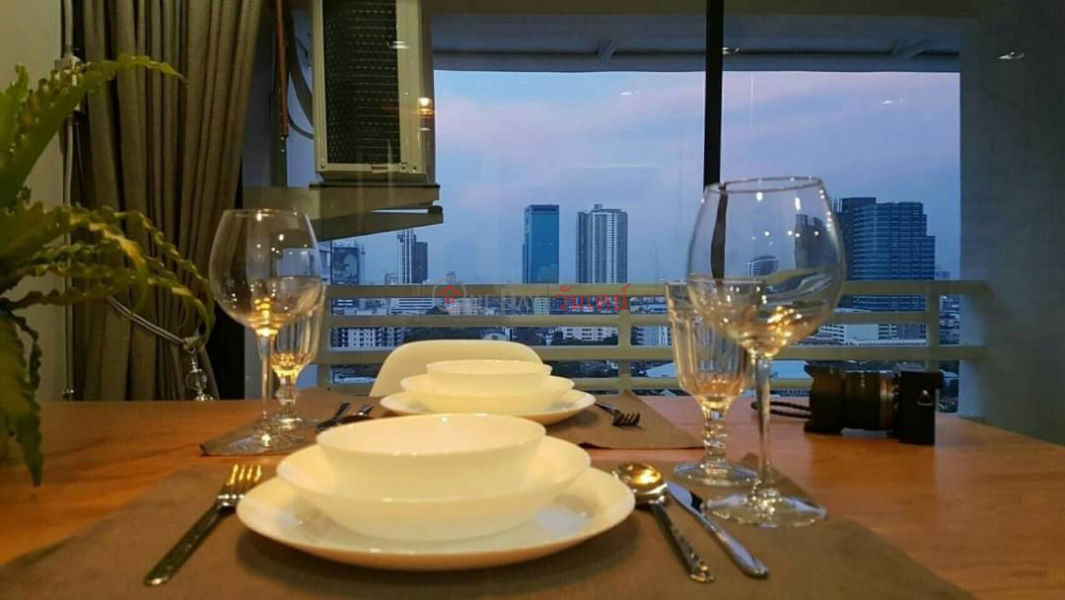 ฿ 42,000/ เดือน 2 BR Duplex at Thonglor18