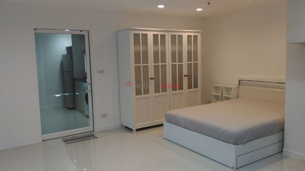 ฿ 23,000/ month, Condo for Rent: Silom Suite, 45 m², 1 bedroom(s)