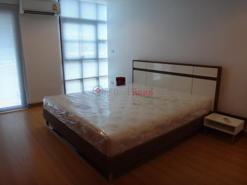 Condo for Rent: Silom Terrace, 100 m², 2 bedroom(s) Rental Listings