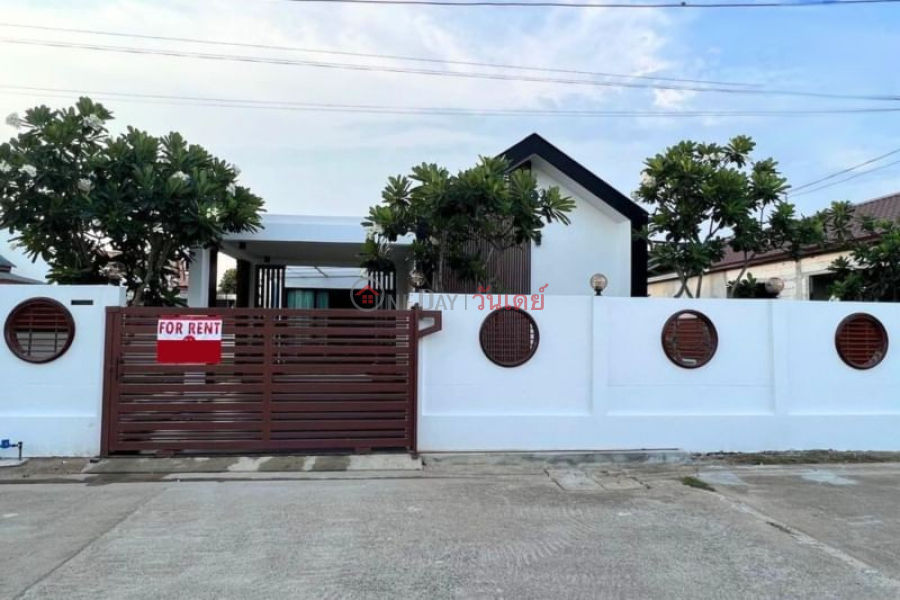 ค้นหาอสังหาริมทรัพย์ในประเทศไทย | OneDay | เกี่ยวกับที่พักอาศัย | รายการเช่า | Single House In Soi Siam Country Club For Rent