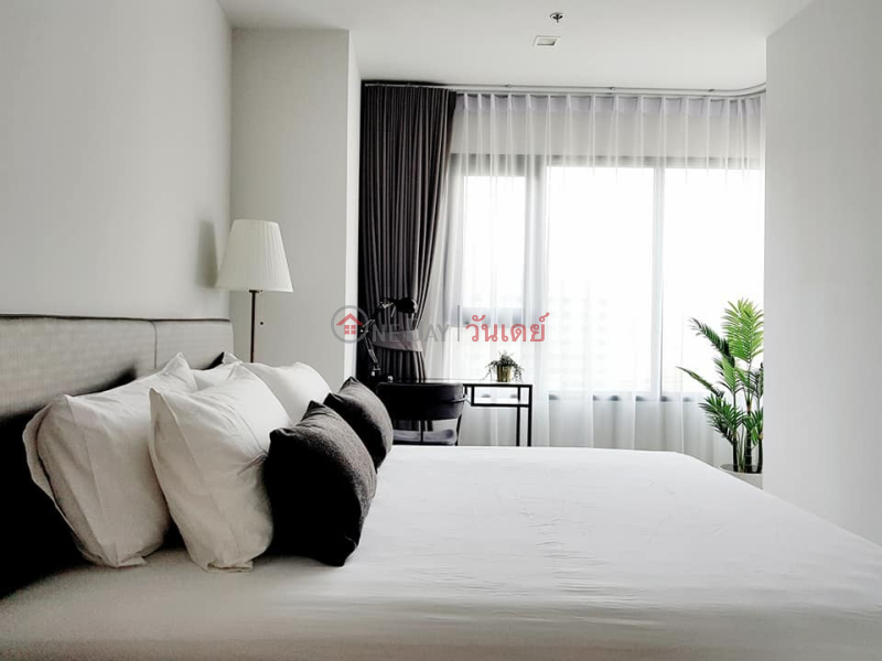 Condo for Rent: Life One Wireless, 38 m², 1 bedroom(s) Rental Listings