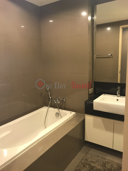 Condo for Rent: Siri On 8, 80 m², 2 bedroom(s) Rental Listings