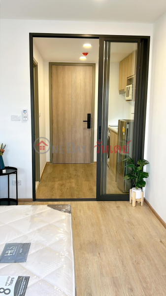 ฿ 12,000/ month 1 bedroom, 24m2., 5th floor, corner room.Shuttlebus service to pick up and drop off the electric train.
