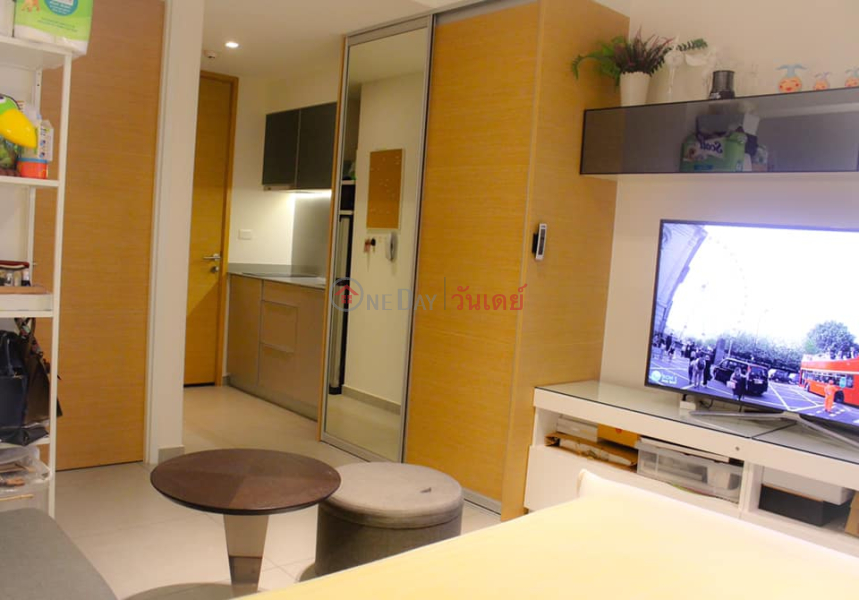 Condo for Rent: The Lofts Ekkamai, 28 m², 1 bedroom(s) Rental Listings