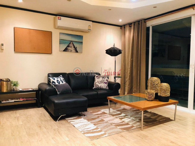 Large Balcony in Prakhanong Area Rental Listings (TRI-4881)