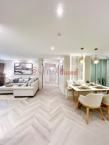 Fortune Condo Town 3 Beds 2 Baths Soi Narathiwas 24, Thailand Sales | ฿ 7.5Million