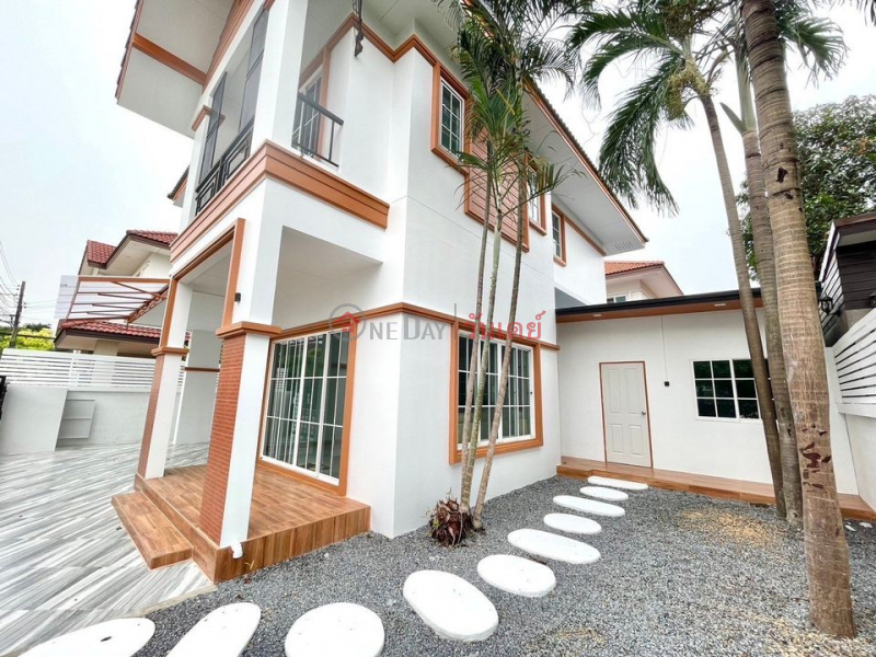 Large detached house, 4 bedrooms Thailand Sales | ฿ 4.9Million