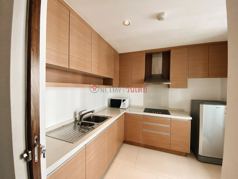 Condo for Rent: The Emporio Place, 141 m², 3 bedroom(s) Rental Listings