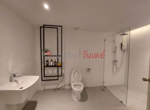 Condo for Rent: State Tower, 111 m², 2 bedroom(s) - OneDay_0