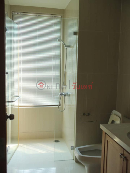 ฿ 76,000/ month, Condo for Rent: The Emporio Place, 107 m², 2 bedroom(s)