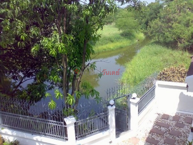 บ้าน สำหรับ เช่า: Krisada Nakorn 21 Village, 400 ตร.ม., 3 ห้องนอน รายการเช่า