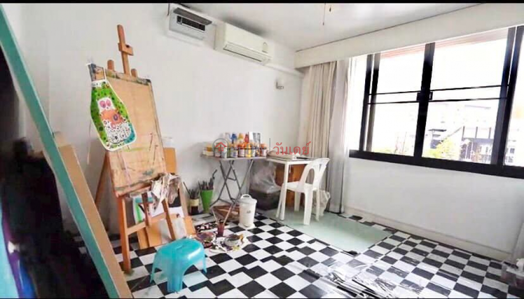 ฿ 14.9Million House in compound with club house in Sukhumvit 71 for sale