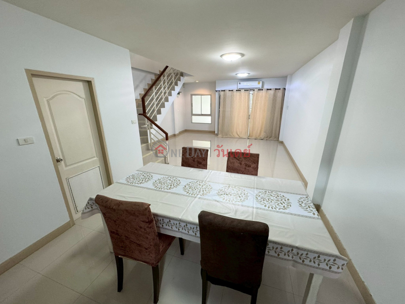 ทาวน์โฮม 4 ห้องนอนกว้างขวาง – การเชื่อมต่อสูง, ประเทศไทย เช่า | ฿ 20,000/ เดือน