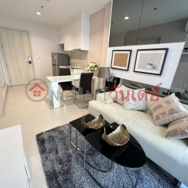 For rent: RHYTHM ASOKE - 24,500 baht per month / including common areas + parking _0