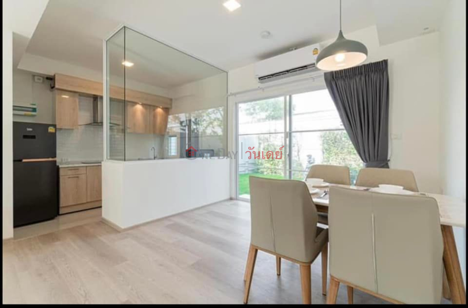 Indy Town House with small garden in compound รายการเช่า