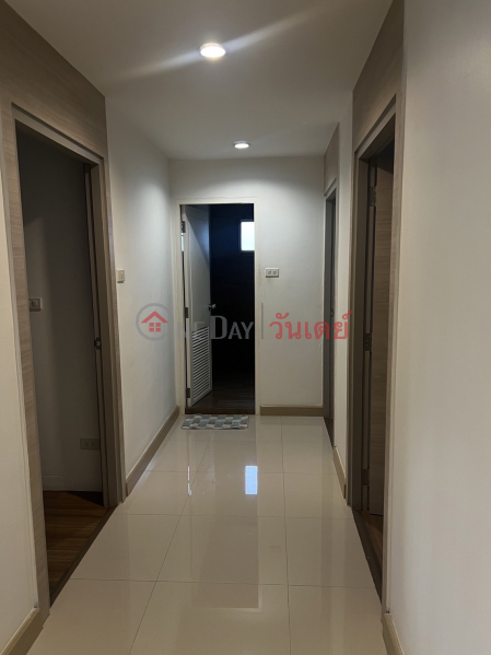 Condo for Rent: Magic Bricks, 220 m², 3 bedroom(s) Rental Listings