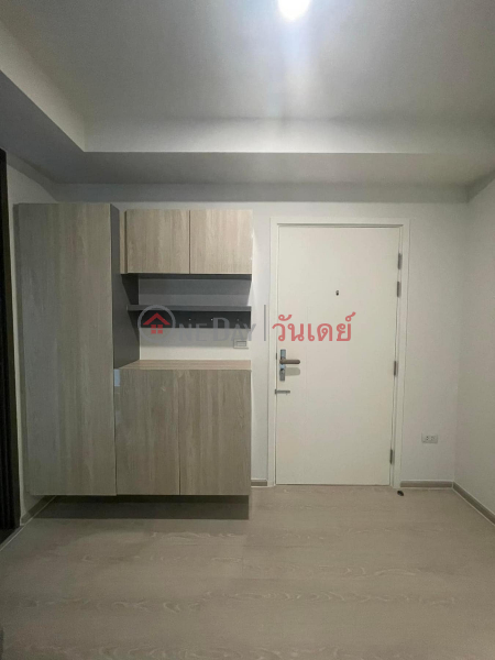 Phyll Phahol 34 (2nd floor) | Thailand Rental, ฿ 18,000/ month