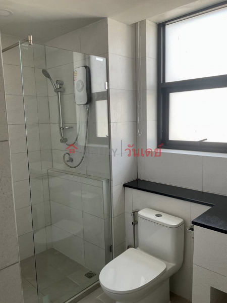 ฿ 120,000/ month | Gorgeous 4-storey Townhouse at Ekamai Soi 12, available for rent