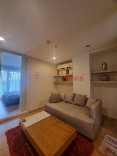 Property Search Thailand | OneDay | Residential, Rental Listings | Condo for Rent: 15 Sukhumvit Residences, 58 m², 1 bedroom(s)