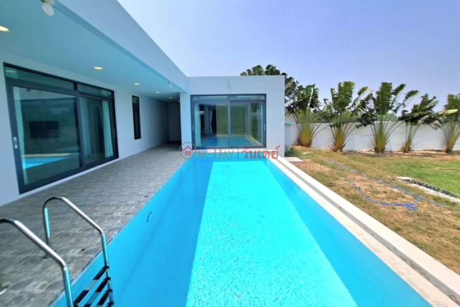 3 beds and 4 baths Modern Pool Villa Pattaya รายการขาย