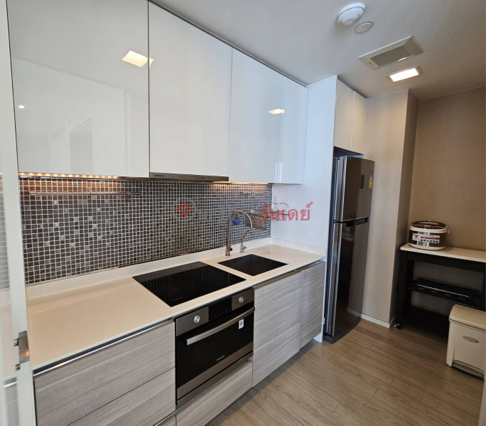 ฿ 70,000/ month, Condo for Rent: The Room Sukhumvit 21, 100 m², 2 bedroom(s)