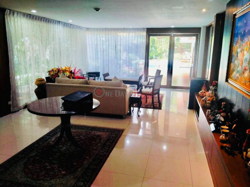 ค้นหาอสังหาริมทรัพย์ในประเทศไทย | OneDay | ที่อยู่อาศัย, รายการเช่า 2-Storey Detached House Near Ekamai