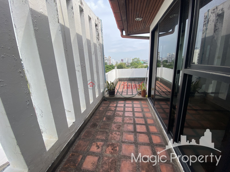 6 Floors Building for Sale in Ekkamai soi 10, Watthana, Bangkok Sales Listings