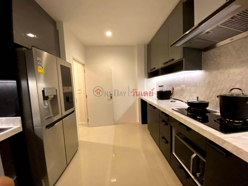 House for Rent: Venue Rama 9, 220 m², 4 bedroom(s) Rental Listings