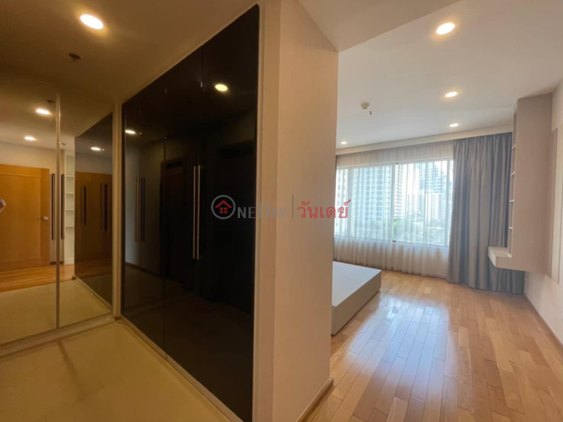 Condo for Rent: The Emporio Place, 141 m², 3 bedroom(s) Rental Listings