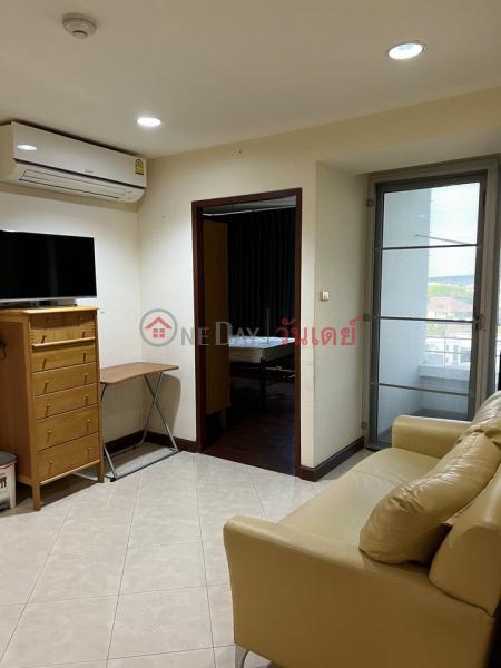 ฿ 5.2Million | 2 Beds 1 Bath Apartment in Charoen Krung