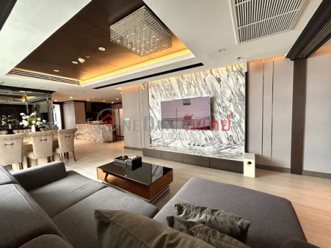 Sell with tenant 3Bedrooms & 3Bathrooms Baan Siri Thirty One Condo _0