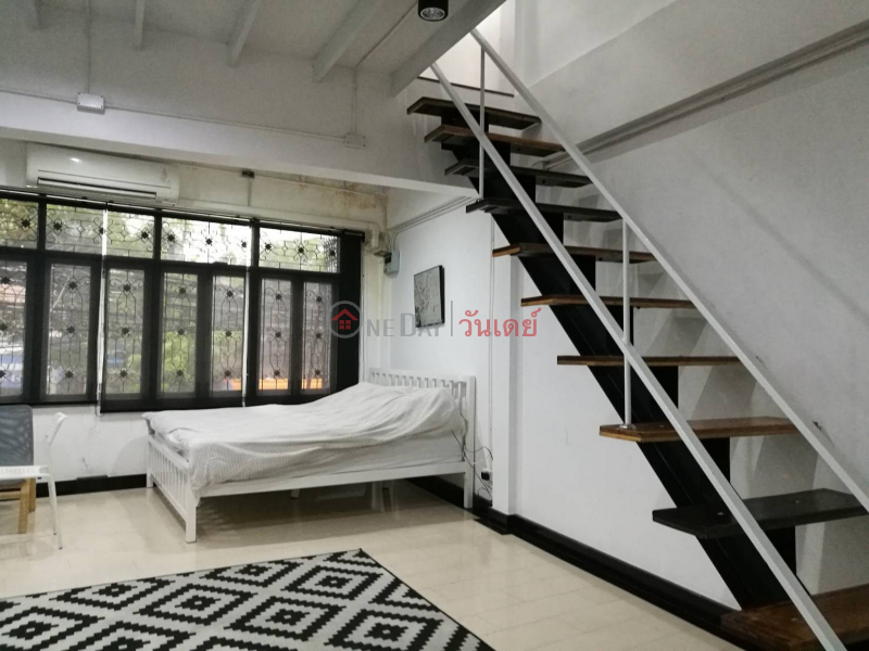 Property Search Thailand | OneDay | Residential, Rental Listings, Townhouse for Rent: Townhouse Near Bts Phrakanong, 200 m², 6 bedroom(s)