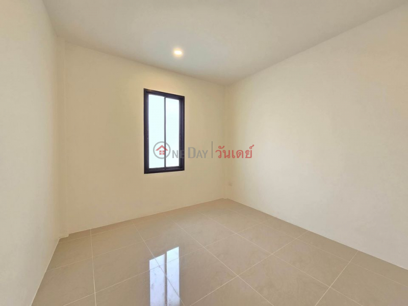 Corner town house for sale at Wichit zone Sales Listings