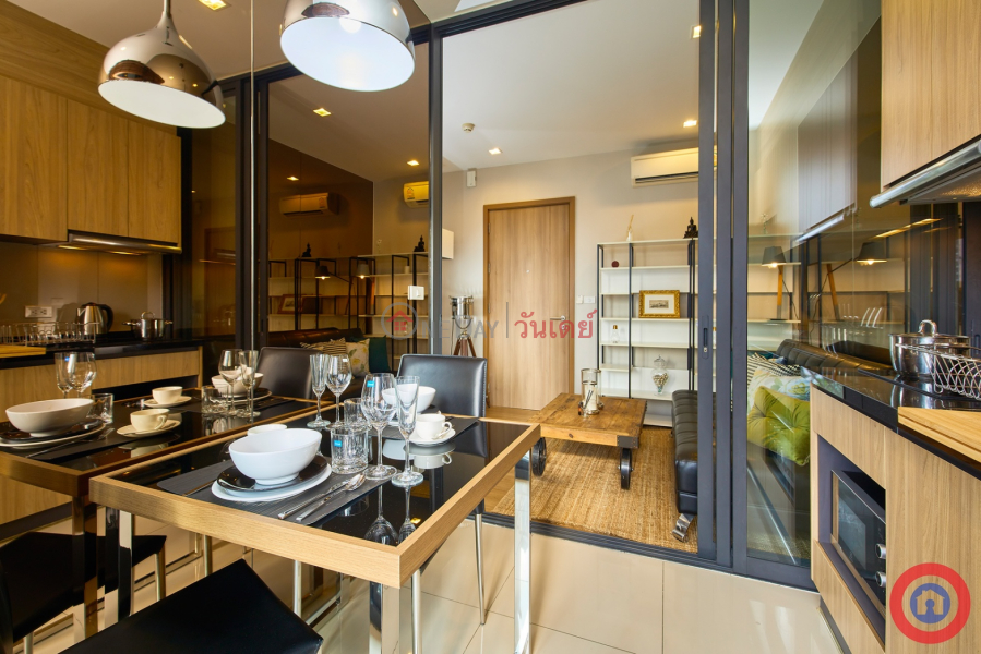 Condo for Rent: Hasu Haus, 32 m², 1 bedroom(s) Rental Listings