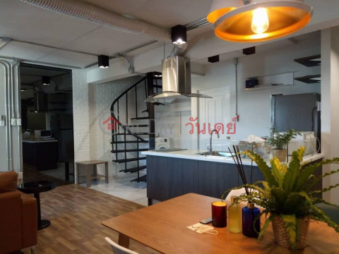 2 BR Duplex at Thonglor18 (TRI-9034)_0