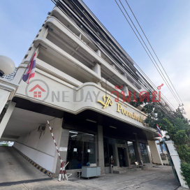 อาคารพูลโชค แมนชั่น,จตุจักร, ประเทศไทย