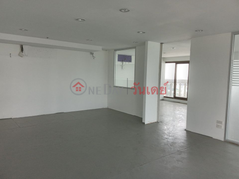 Condo for Rent: State Tower, 190 m², 2 bedroom(s) - OneDay_0