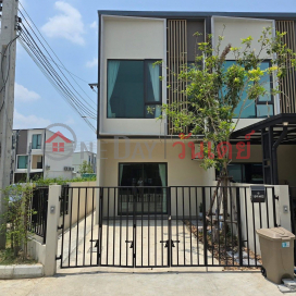 บ้าน/สำนักงานสุดหรู: ทาวน์โฮมมุม ที่ แอทติจูด คราฟ บางนา กม.5 บ้าน/สำนักงานสุดหรู: ทาวน์โฮมมุม ที่ แอทติจูด คราฟ บางนา กม.5 _0