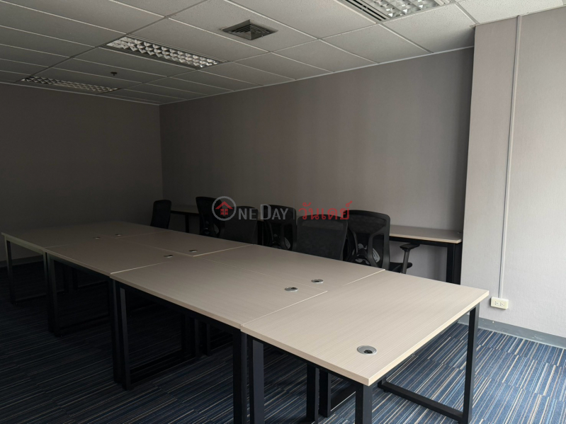 Private Office for Rent in Asoke near BTS Asok & MRT Sukhumvit | Flexory Space Thailand Rental | ฿ 5,500/ month
