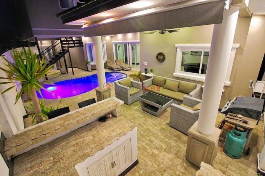 T.W. Palm Resort Pool Villa 6 Beds 4 Baths Pattaya, ประเทศไทย | ขาย, ฿ 10.5Million